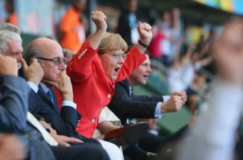Коронавирус окружает российский футбол. Кто станет нашей Меркель?
