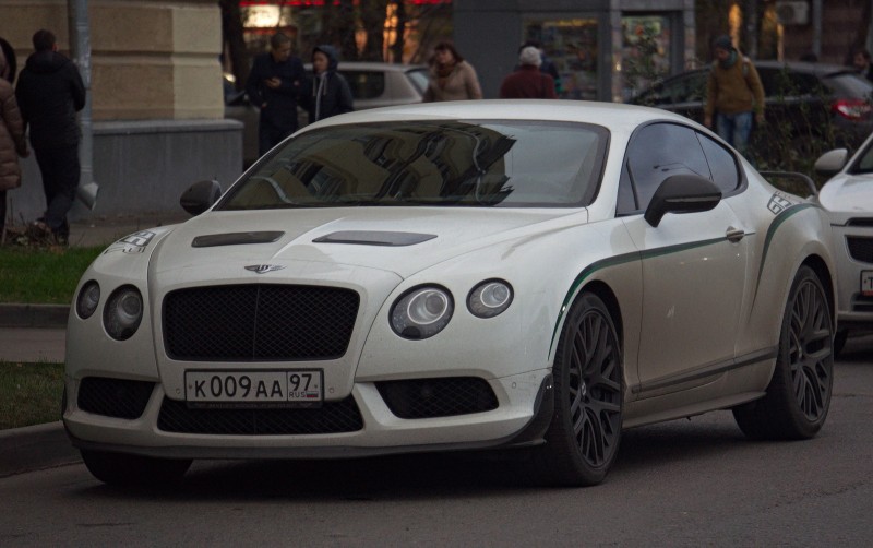 Первая машина – в 23 года за 75 млн рублей. Как выглядел проданный автопарк Александра Кокорина   